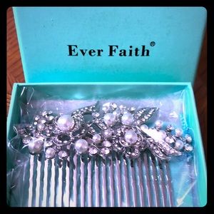 “Pearl” and rhinestone hair clip